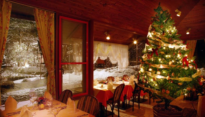 東京の絶景レストランへ！クリスマスランチ＆ディナーおすすめスポット3選 千代田区・墨田区・港区アーバンライフ東京