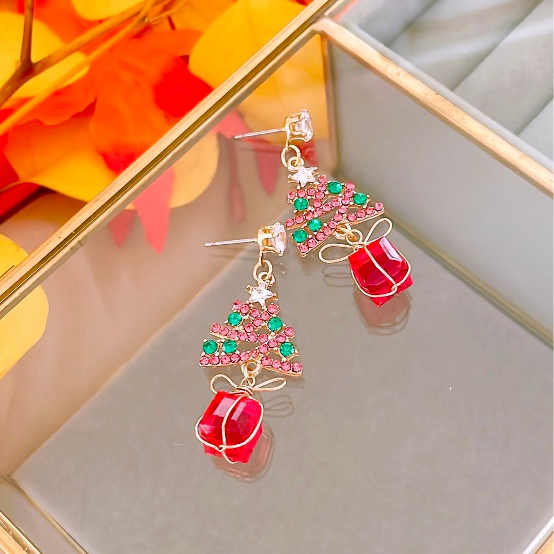 クリスマス - イヤリング・ノンホールピアスの人気通販minne byGMOペパボ 国内最大級のハンドメイド・手作り通販サイト