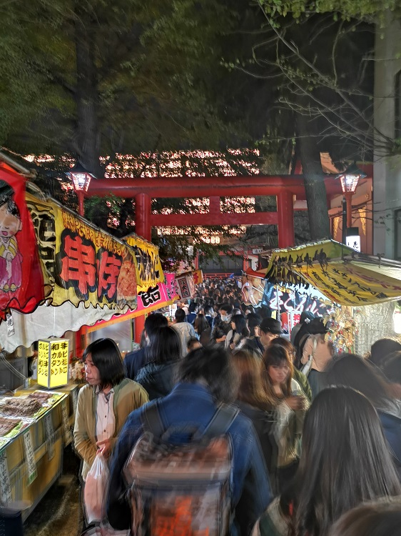 切り抜き 新宿花園神社「酉の市」Shinjuku Hanazono Shrine “Tori no Ichi” 撮影日：2024 11 04 Live Camera Clip