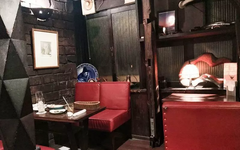 神保町＝喫茶の聖地であり続ける理由さんたつ by 散歩の達人