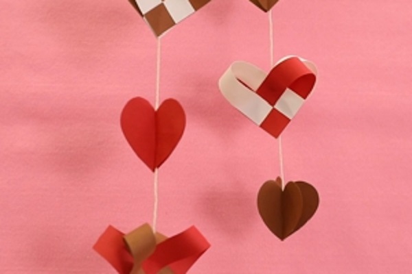 バレンタイン 装飾 ハート ディスプレイ タペストリードリッピングチョコ 防炎 180×90ｃｍ 割って楽しむハート型のバレンタインサプライズチョコレート！『ハートの宝石箱サプライズチョコレート』 ご予約開始株式会社ベストホスピタリティーネットワークのプレス