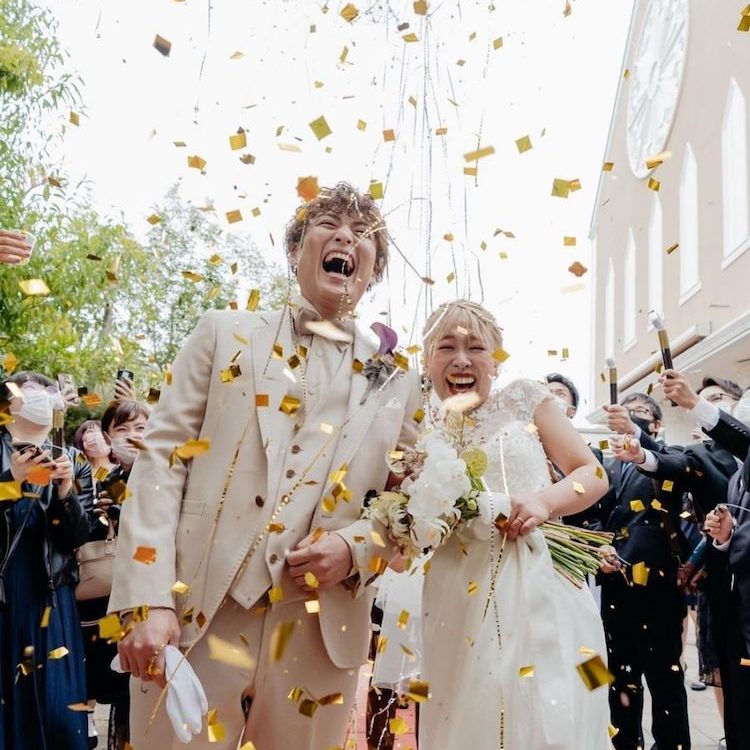 フラワーシャワーの他にもいろいろ！結婚式のシャワー演出13選*手作り・節約できるポイントを合わせて解説美花嫁図鑑farny ファーニー お洒落で可愛い花嫁レポが満載！byプラコレ