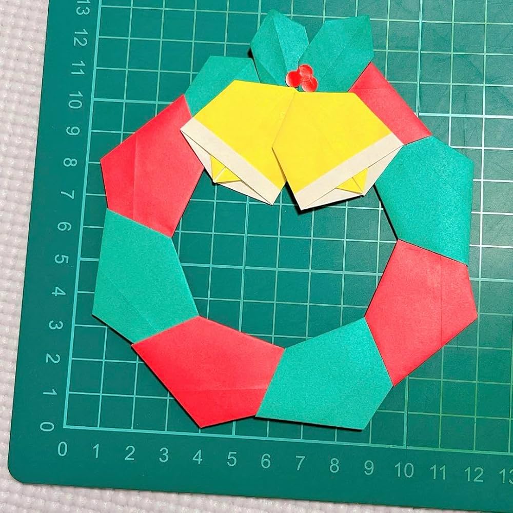 紙1枚で、クリスマスツリーを作ろうHIMAWARI-英語と育児の親子教室- 発音・リズム・オンラインレッスン