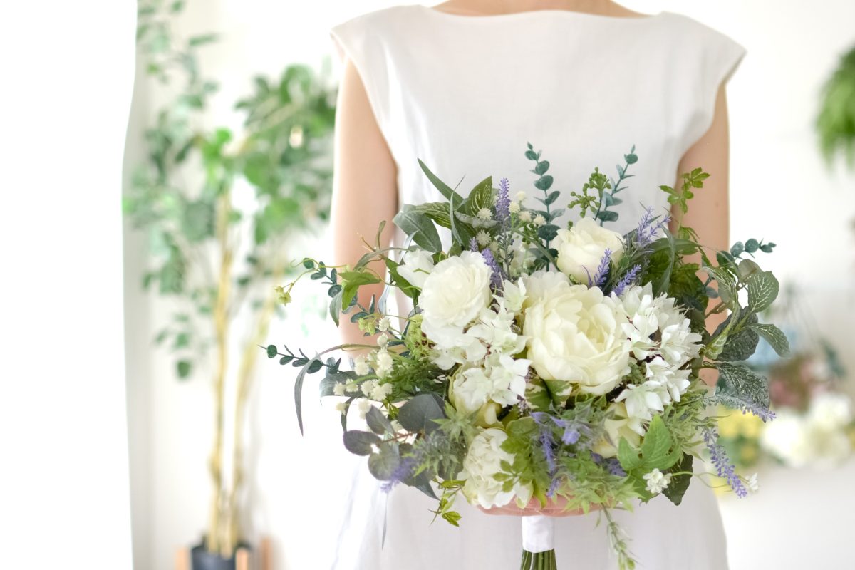 ウェディングブーケ ブライダルブーケ シャワーブーケ ウエディングブーケ 花嫁 ブーケ 造花 花束 可愛い 結婚式 二次会 披露宴 パープル 紫送料無料 カラーとバラのアームブーケ ウェディングブーケ・ブートニアセット 結婚式 挙式ブーケPay ID