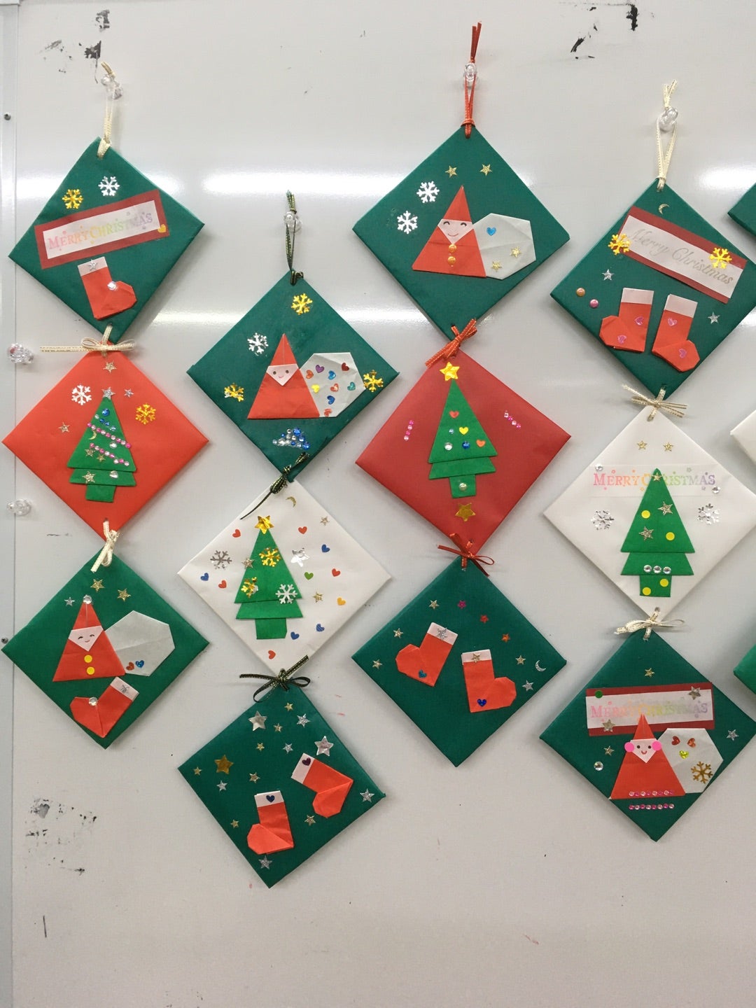 身近な素材で簡単！クリスマスオーナメント製作８選みんなの幼児と保育