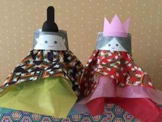 簡単 ひな祭り💕梅と椿の吊るし飾り✨ うぐいす付き グルーガン不要！花は縫わずにできます！冬の壁面飾り DIY How to make plumsand camellias. pom pom