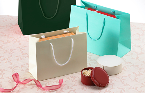 ゲストに、ふたりに“うれしい”がいっぱい！＜引出物トート＞ゼクシィ