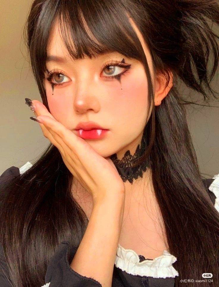 佐藤ノアちゃんがハロウィンメイクで可愛く大変身♡bis ビス