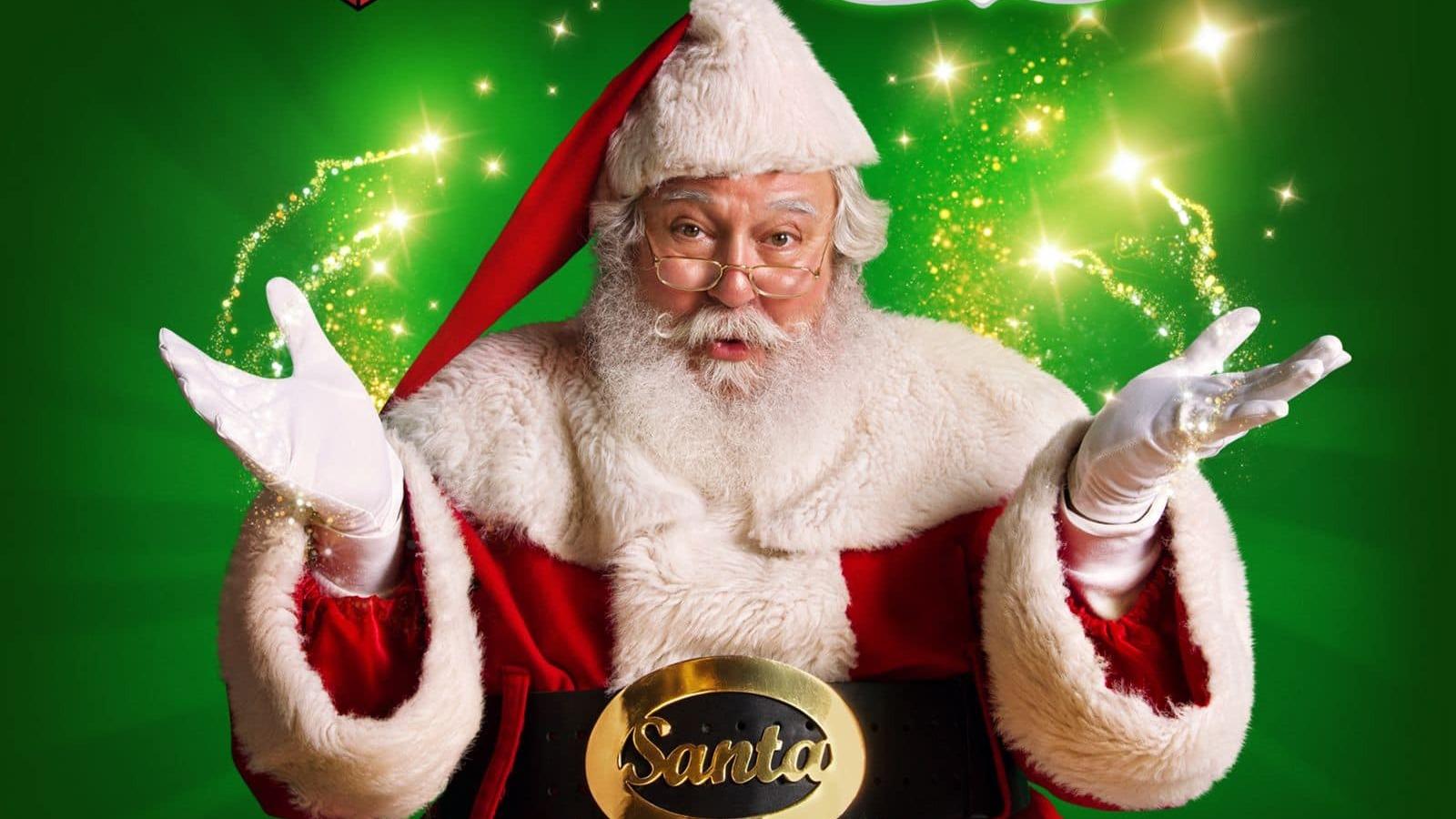 北欧からサンタクロースが出発 世界一周のプレゼント配りにギリシャのサンタはボート漕ぎブラジルのサンタは森の中を進む