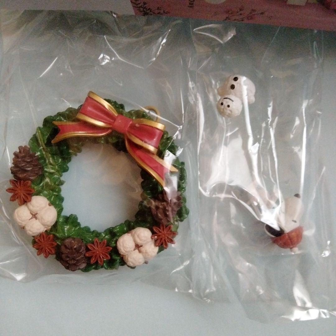 株式会社リーメント 公式☆画像初公開☆SNOOPY's Christmas Nightスヌーピーとなかまたちの、心あたたまるクリスマスの夜10月27日発売予定。全8種。1265円 税抜価格1150円 。スヌーピーリーメントフィギュアpeanutssnoopyInstagram