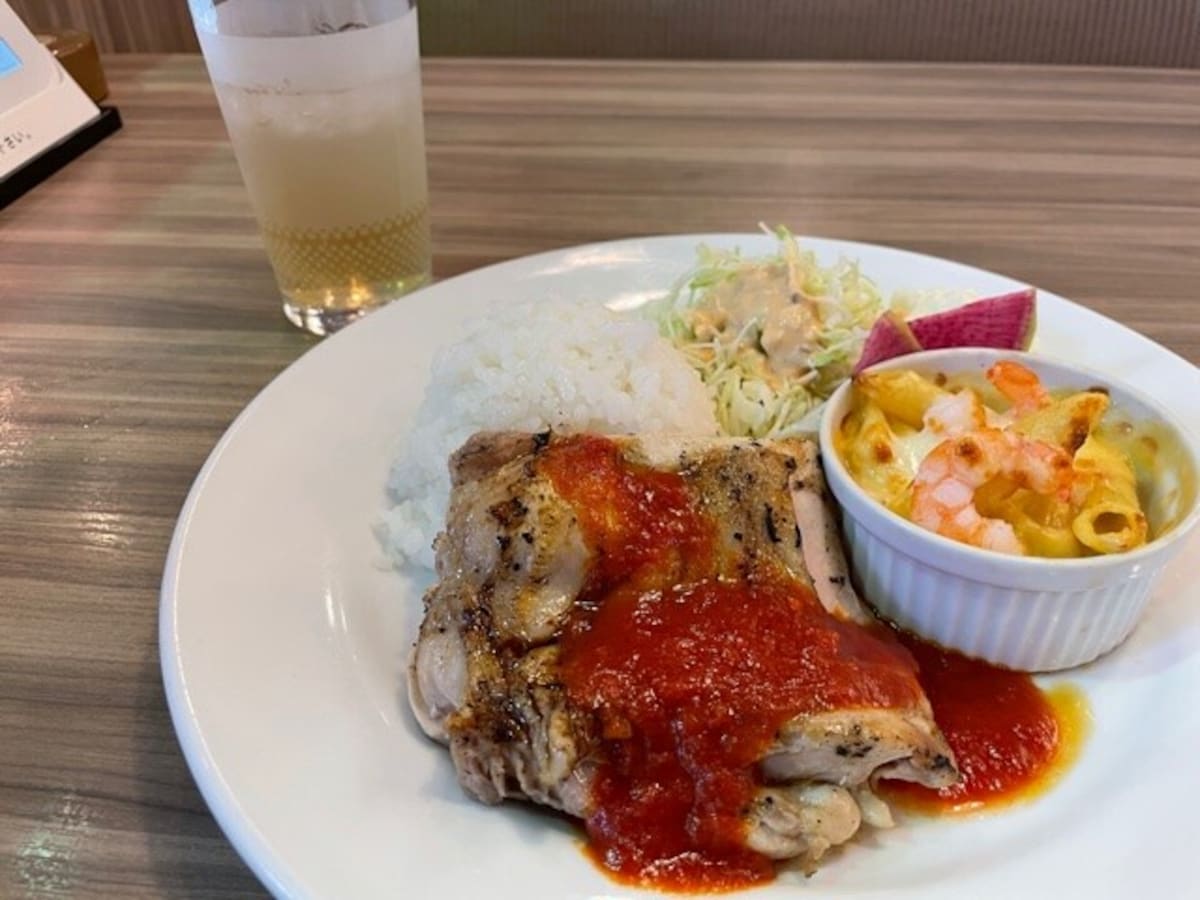 デニーズで日替わり990円ランチとあまおうサンデー: お散歩アルバム・dolce vita