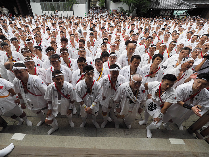 お祭りを粋に楽しむ！江戸前スタイルの祭衣装を着こなすコツとは？ - クラシノSBI新生銀行の資産運用メディア