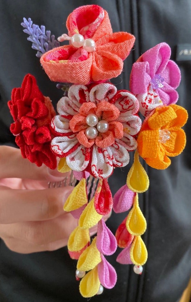 七五三 七歳用 髪飾り つまみ細工 赤系 - 呉服のひぐち