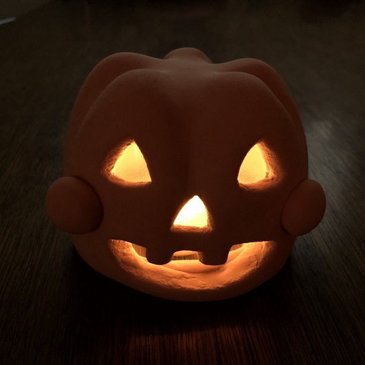 風船で作る「光るジャック・オー・ランタン」かんたんにできて、ハロウィン感たっぷり！KITTE OTTEHugKum はぐくむ