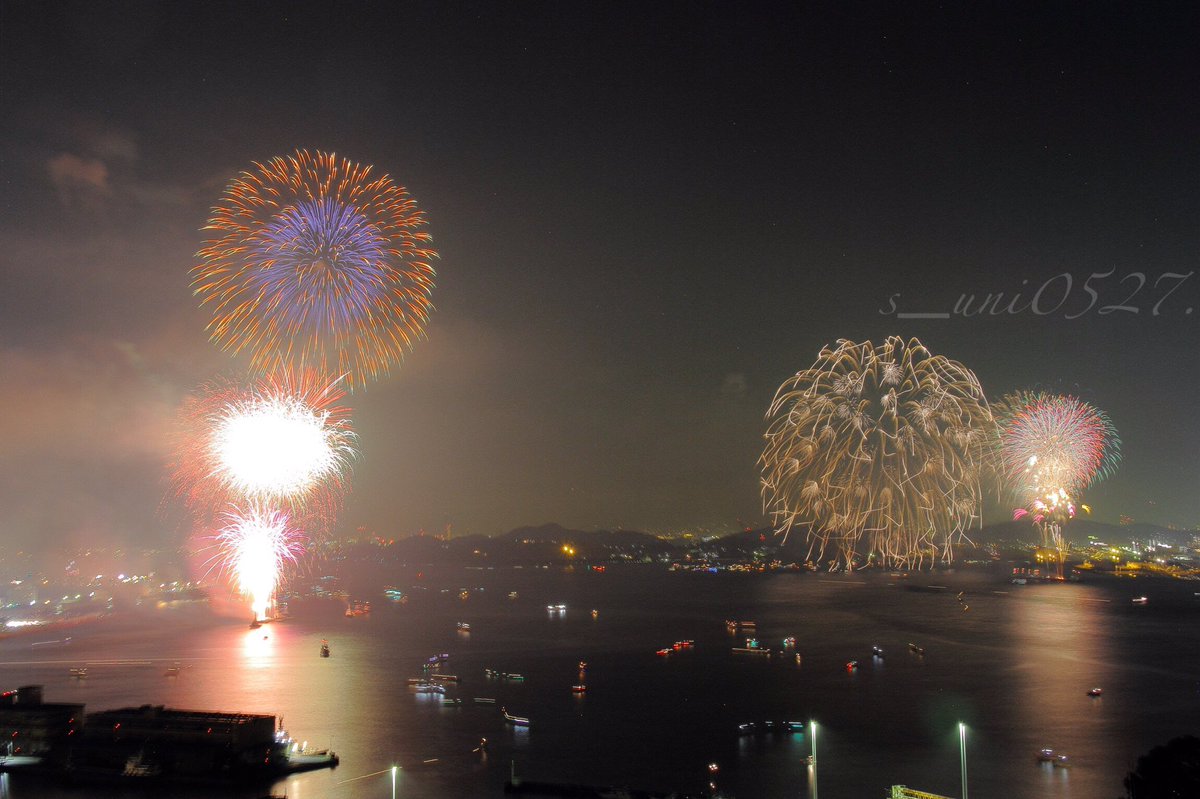 海峡ファンファーレ 先週に引き続き2回目の撮影📸 この日が今年最後の開催日🎆 夜景とコラボした花火は さらに美しい☆location:福岡県北九州市 撮影日:2020年9月26日花火fireworks夜景海峡ファンファーレ和布刈公園japan_travel_photo