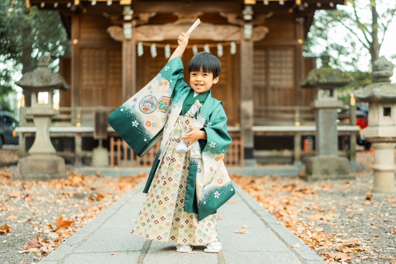 照国神社 鹿児島市 で七五三の出張撮影カメラマンの撮影例と価格で比較！11,000円 税込
