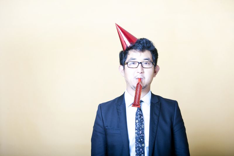 クリぼっち」は今どき恥ずかしくない！おすすめの過ごし方や言葉の意味、回避する方法も紹介みんなのウェディングニュース