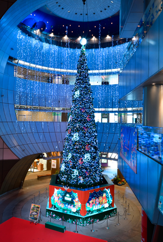 5 フィート ブルー クリスマス ツリー、金属スタンド付きクリスマス パイン ツリー、屋外屋内大型人工クリスマス ツリー ホリデー 5 フィートブルー クリスマス ツリー、金属スタンド付きクリスマス パイン ツリー、屋外屋内大型人工クリスマス ツリー ホリデー 240cm