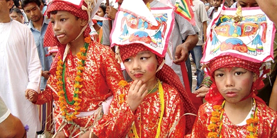 ネパールの「ティカ体験」をしませんか？ 残りあと2日！2019 10 02留学生が学びやすい環境をつくる第一歩・国際交流フェス開催へ！ アチャルヤ スンダル - クラウドファンディング READYFOR