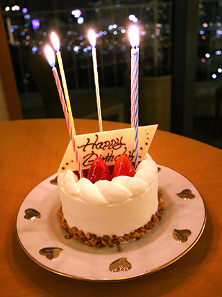 2025年「彼氏が喜ぶ」誕生日サプライズ＆プレゼント！ベストアイデア集Happy Birthday Project