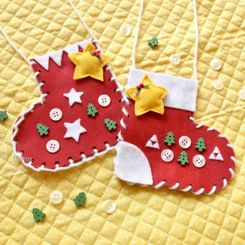 クリスマスブーツ ② 刺繍のあるブーツ - 日がな一日 手仕事