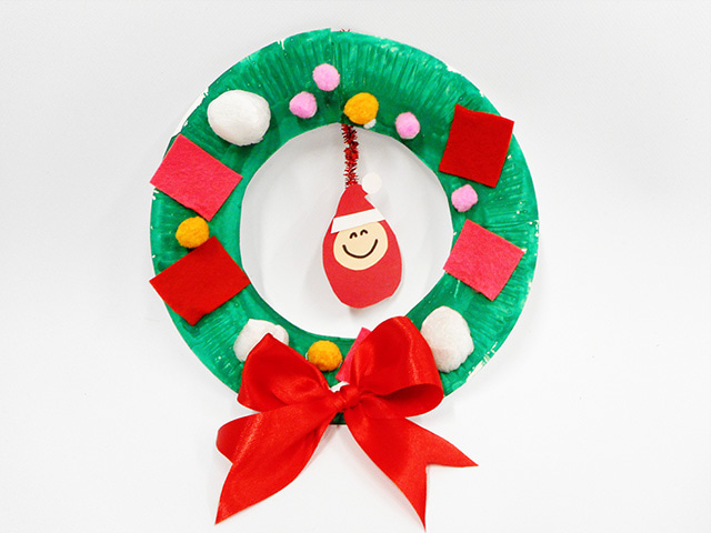 紙皿リース クリスマス製作作り方簡単1歳児〜