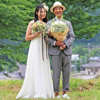 アメリカと日本の魅力がいっぱいのウェディング - オリジナルウエディングづくり wecoウェコ