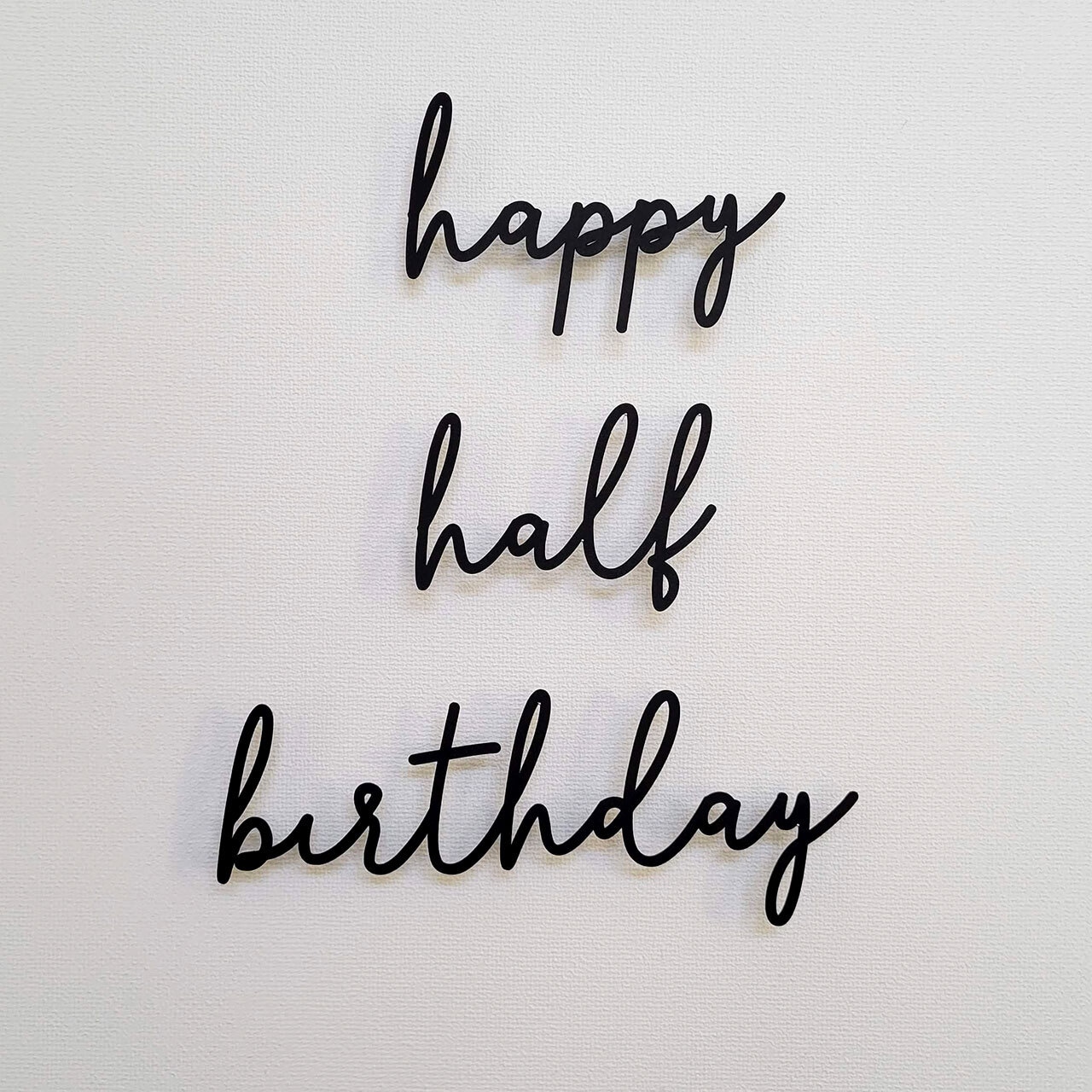 AmazonKatchOn ゴールド筆記体ハッピーバースデーバナー - 16インチのバルーンバナー 誕生日パーティーの装飾風船・バルーンおもちゃ