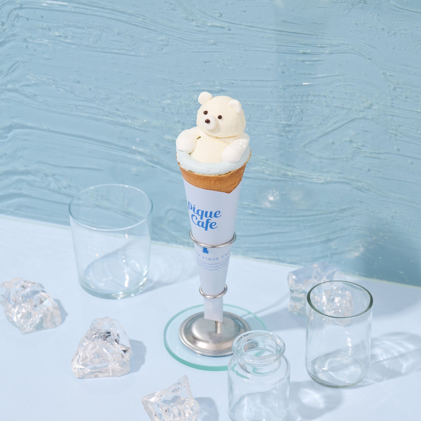 東京〜富ヶ谷〜 今知ったけど、ここは“夕暮れに手をつなぐ” のロケ地だったみたい。 以前、キンプリの神宮寺くんと平野くんも 雑誌の撮影で訪れたという“ じぐひらカフェ” としてもファンの間では有名なお店のようです。 @cafe_rostro東京カフェ東京コーヒー東京