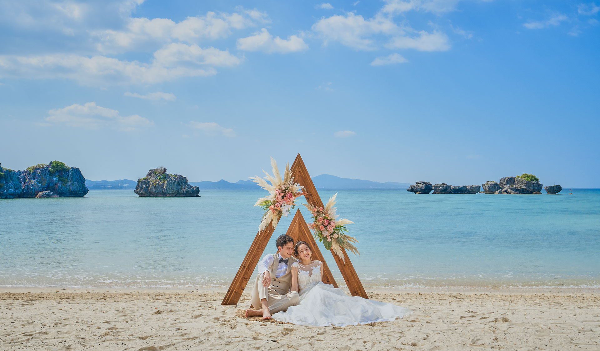 沖縄リゾートウェディング協会について旅するウェディング - 沖縄で結婚しましょう。そして旅をしましょう