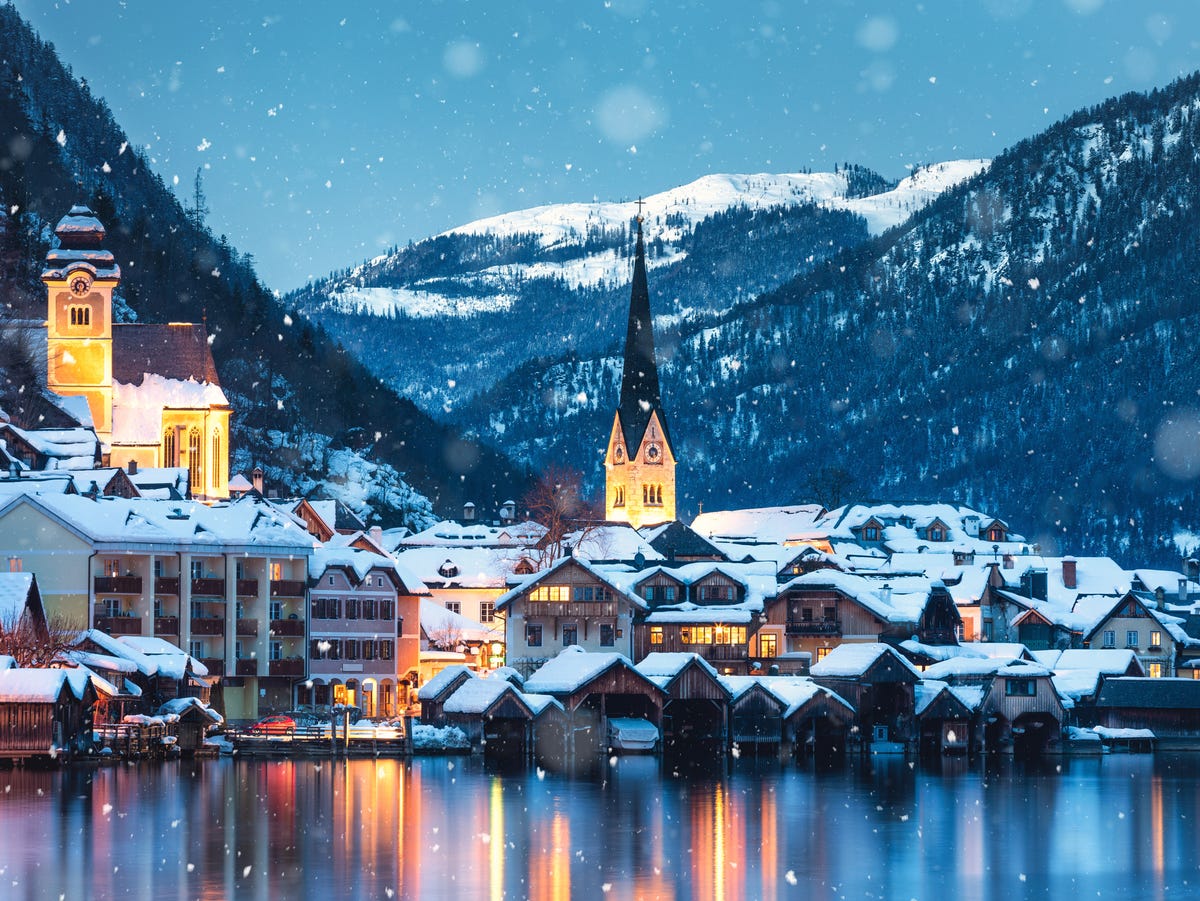 ハウステンボスが一番輝くシーズンがはじまります 異国情緒あふれるロマンチックな街並みを味わう「光の街のクリスマス」ハウステンボス株式会社のプレスリリース