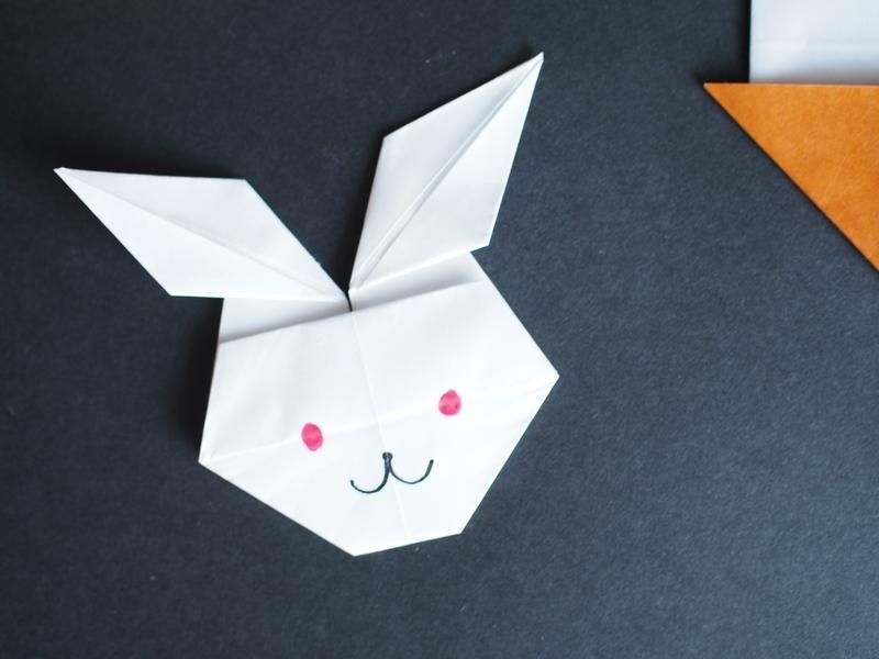 月見団子や台を折り紙で、簡単な平面のお月見飾りの折り方2種類。幼稚園や保育園の製作にも！おりがみっこⅡ