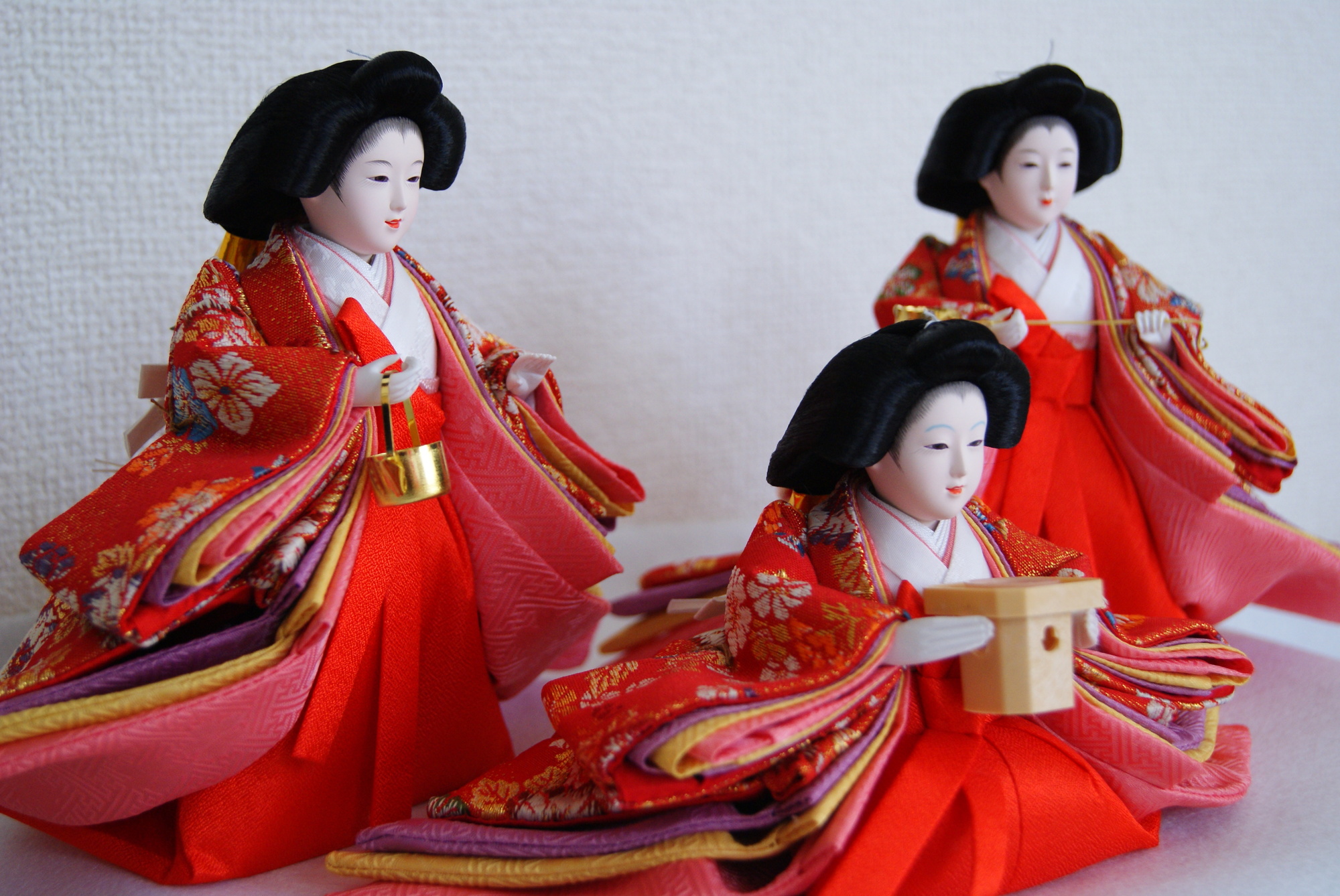 雛人形 コンパクト 一秀 ひな人形 雛 木目込人形飾り 官女単品 木村一秀作 三人官女のみ 18号2026年度新作h073-il-004人形屋ホンポ本店