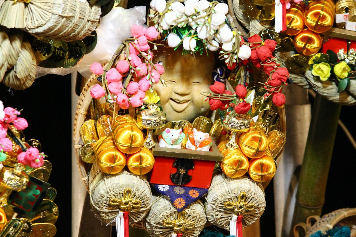 川口seeing 〜 川口神社 おかめ市 酉の市 熊手守り 川口駅から川口神社まで続く夜店 焼きそば・たこ焼き・じゃがバター やげん堀 AroundOPS：オプスタ 05 - YouTube