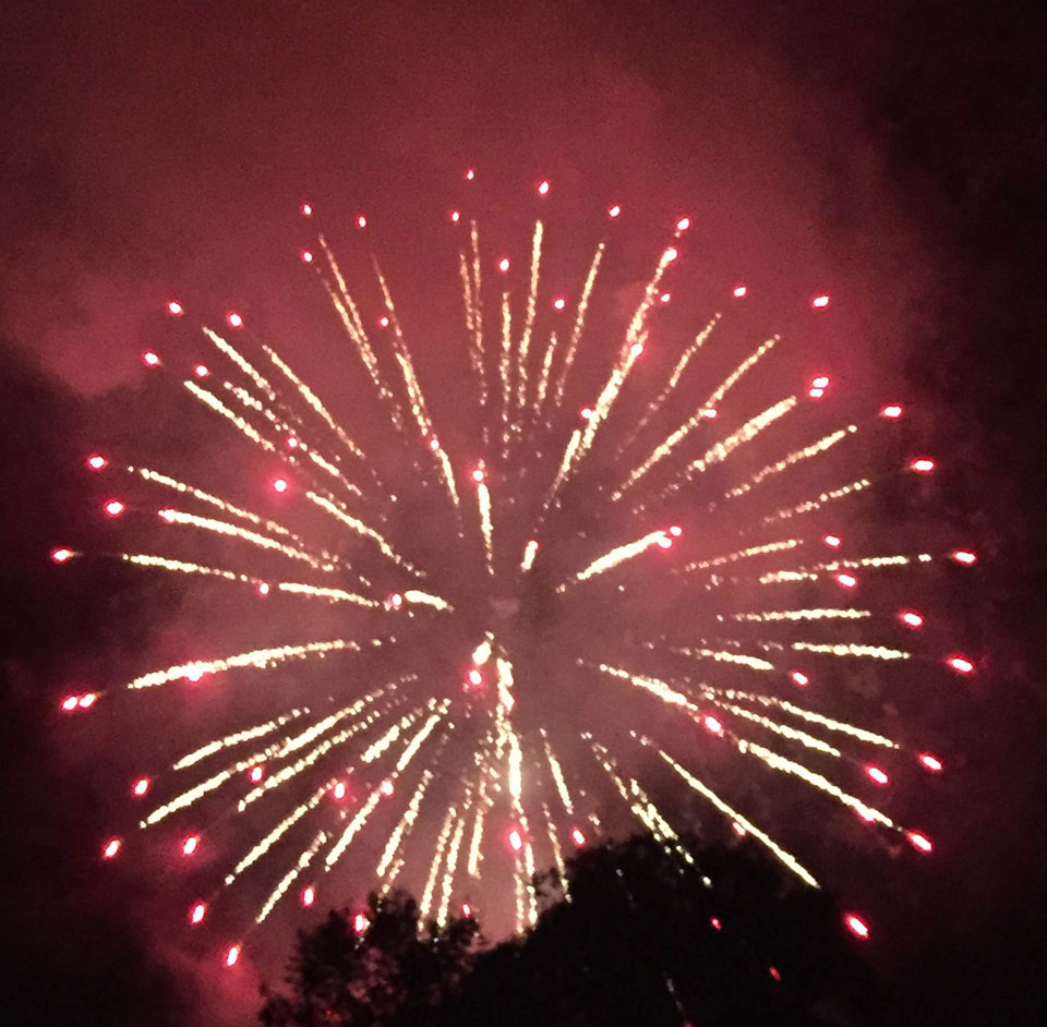 那須りんどう湖」花火大会が2021年は10月も開催！ 約3,500発いこーよニュース