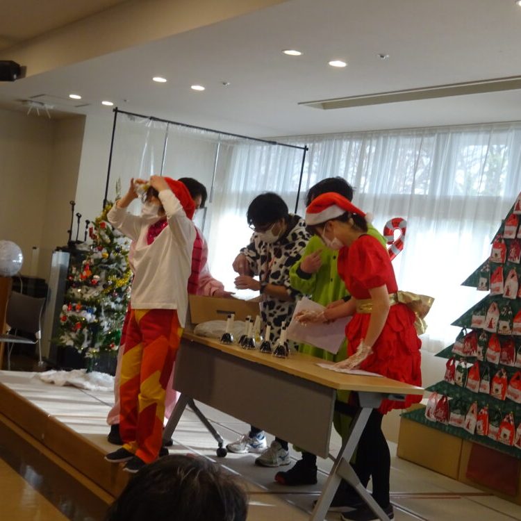 特養向け クリスマス会レクリエーション15選!!おすすめゲームネタを紹介みんなのお助け💓NAVI高齢者向けレク・脳トレクイズ紹介サイト