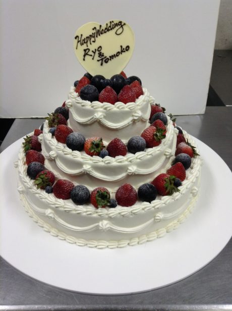 やっぱり定番♡三段ウエディングケーキのデザインまとめ＊こまウエMAGAZINE