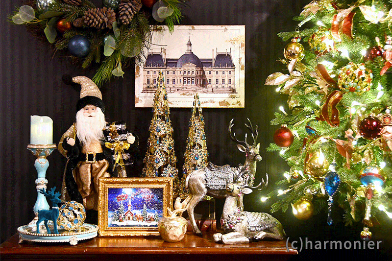 オーナメントを壁に飾り付けクリスマスウォールツリーの作り方ARCH DAYS