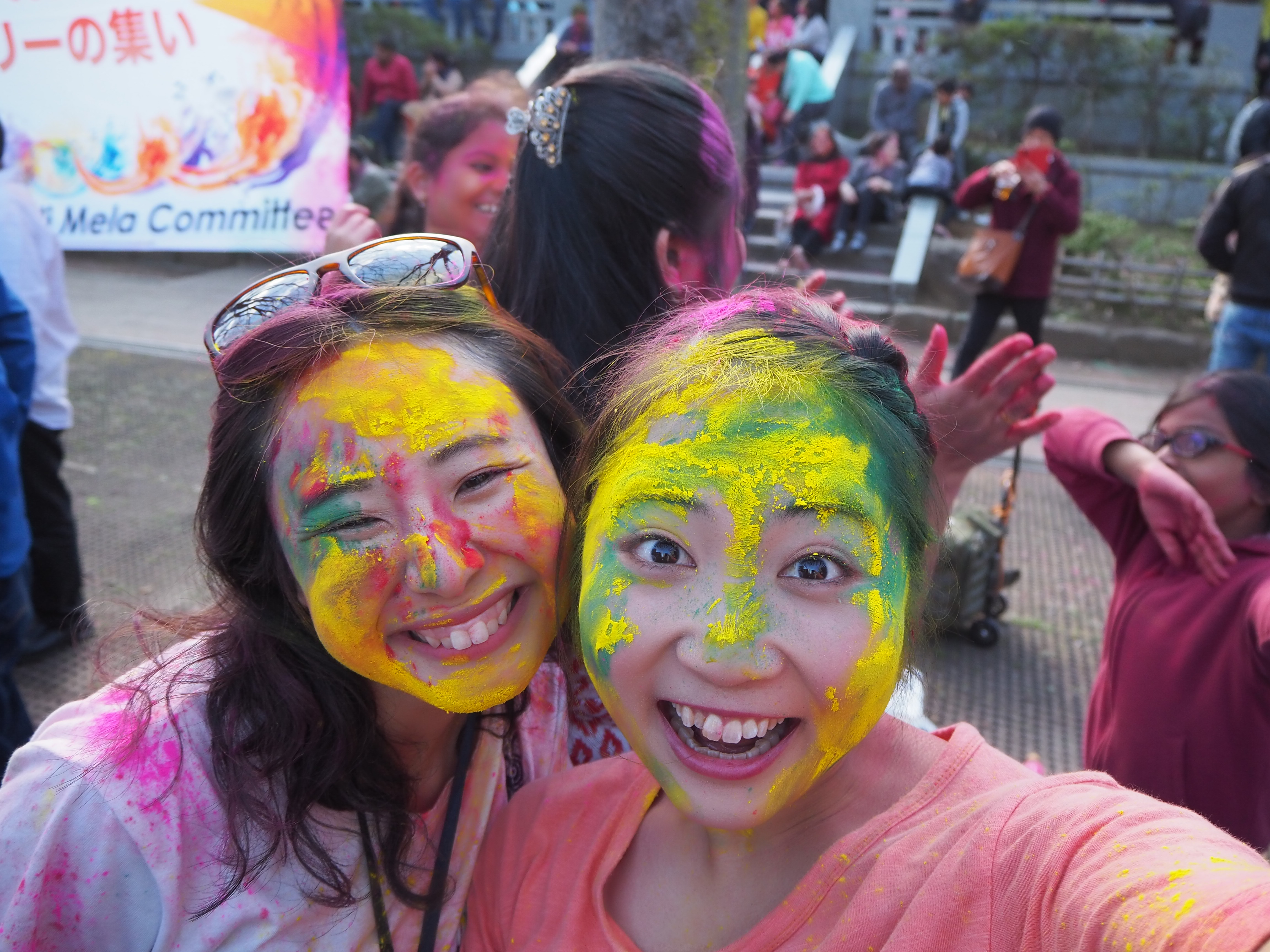 インド人楽しすぎ ホーリー祭が過激すぎたwwww inリシケシュ 4K世界一周女ひとり旅