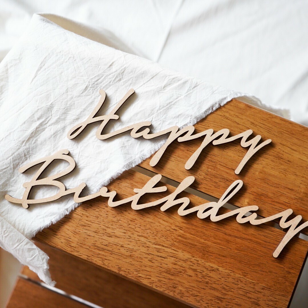 Happy Birthday * standard タイプ * ブロンズ 虫ピン付き ハッピーバースデー 文字 その他インテリア雑貨 Lily 通販13739325Creema クリーマ