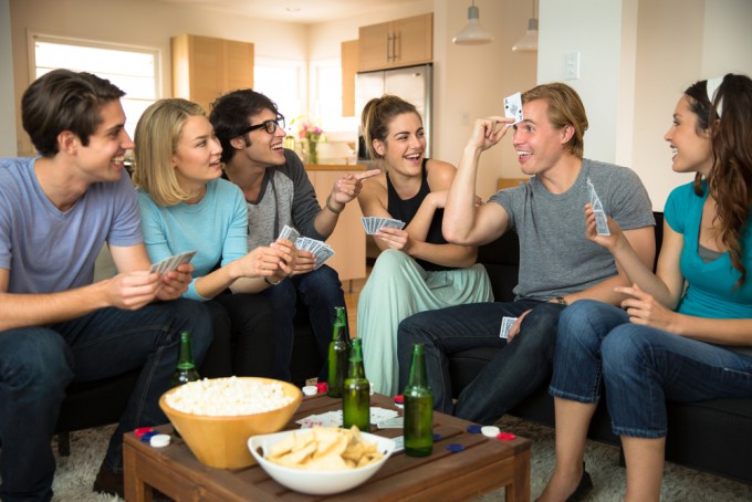 外国人留学生と日本語教育を学ぶ学生との交流会「ニホンゴパーティー」摂南大学
