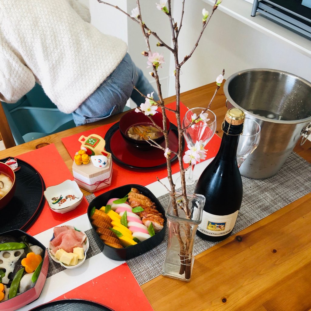 高価な食器とイケアや100均を組み合わせて素敵にコーディネートできることが分かりました。テーブルコーディネーター 中江利会子