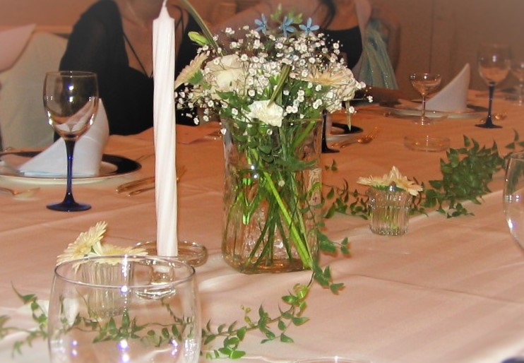 テーブル 花なし」のアイデア 13 件テーブルコーディネート 結婚式, 結婚式のテーブルデコレーション, 結婚式 テーブル