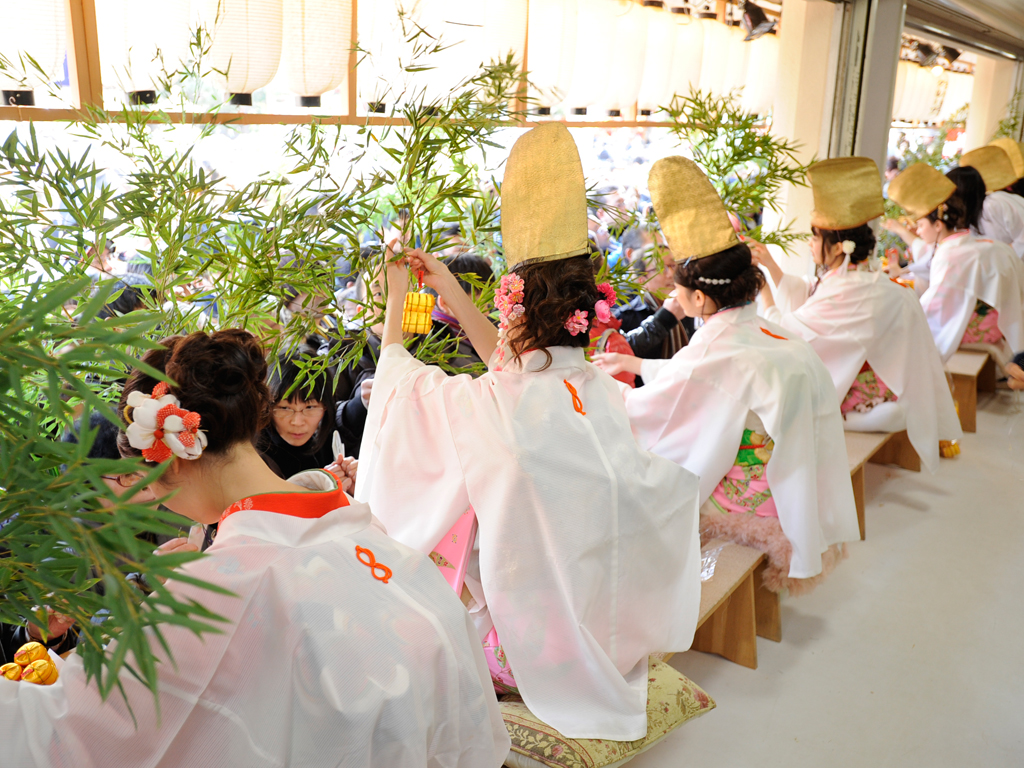 幸せを呼ぶ「十日戎」って関西だけの祭りなの？と神社の人に聞いてみたヱビスマガジンYEBISU