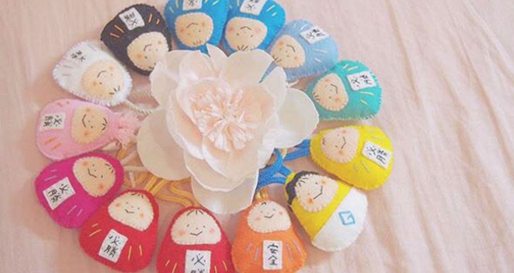 運動会応援にぴったり！ダイソー材料で作る激かわLED応援ステッキの作り方