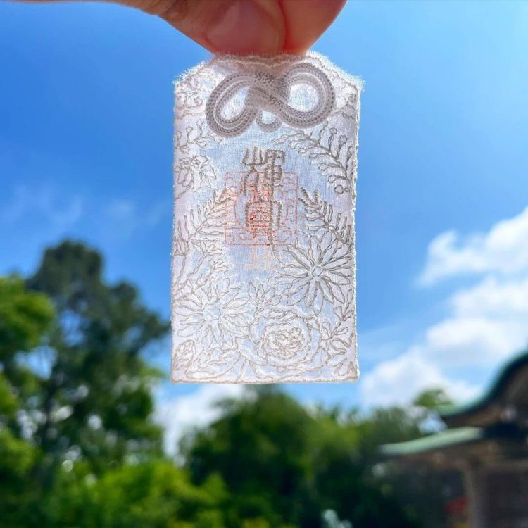 レースのお守りが話題のパワースポット 下鴨神社 の見どころDomani