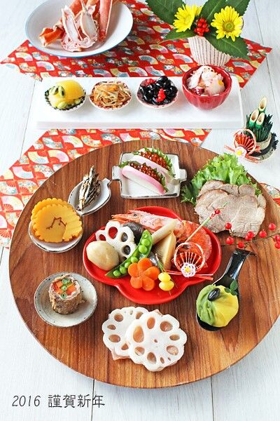 簡単で美しい「ワンプレートおせち」の盛り付け方＆豪華に見えるおすすめの器をご紹介