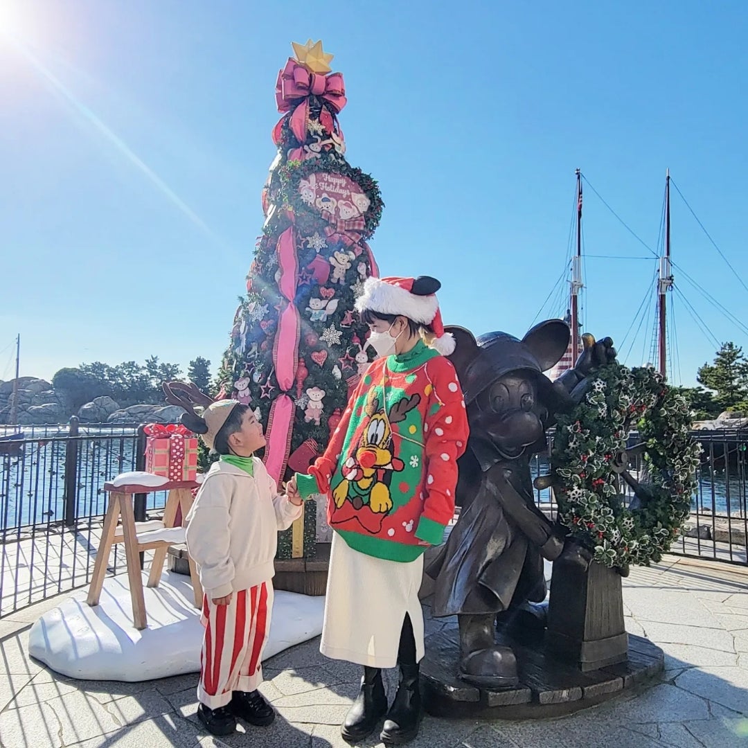 ❤️ クリスマス終わっちゃったけどセーフ ?.ディズニーディズニーシーディズニーランドクリスマスクリスマスディズニーディズニーコーデクリスマスコーデ