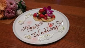 ゆり デザインチョコペンアートさん 華やかなチョコプレートパティシエ のポートフォリオココナラ