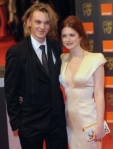 ジニーウィーズリー役のボニー・ライトの現在・結婚破綻で次の恋人はかなりの年上